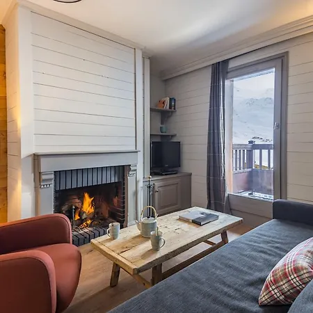 Отель Les De Rosael - 3*