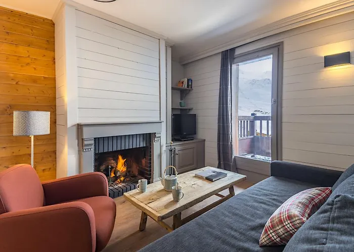 Otel Les De Rosael - 3*